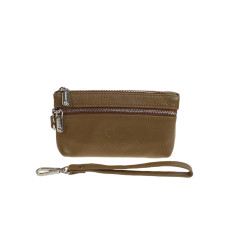 На фото 1 - Женский кошелёк  из натуральной кожи, цвет светло коричневый