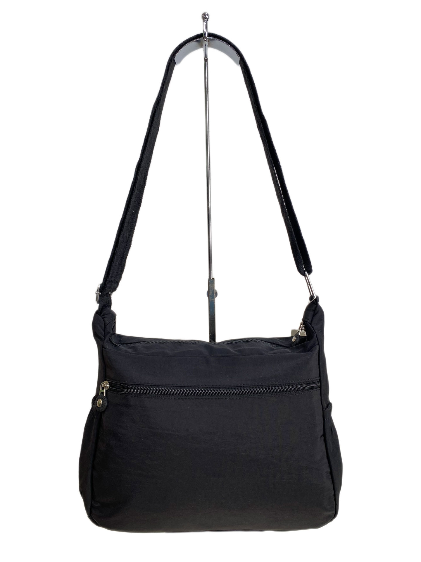 На фото 2 - Женская cумка из текстиля, цвет черный