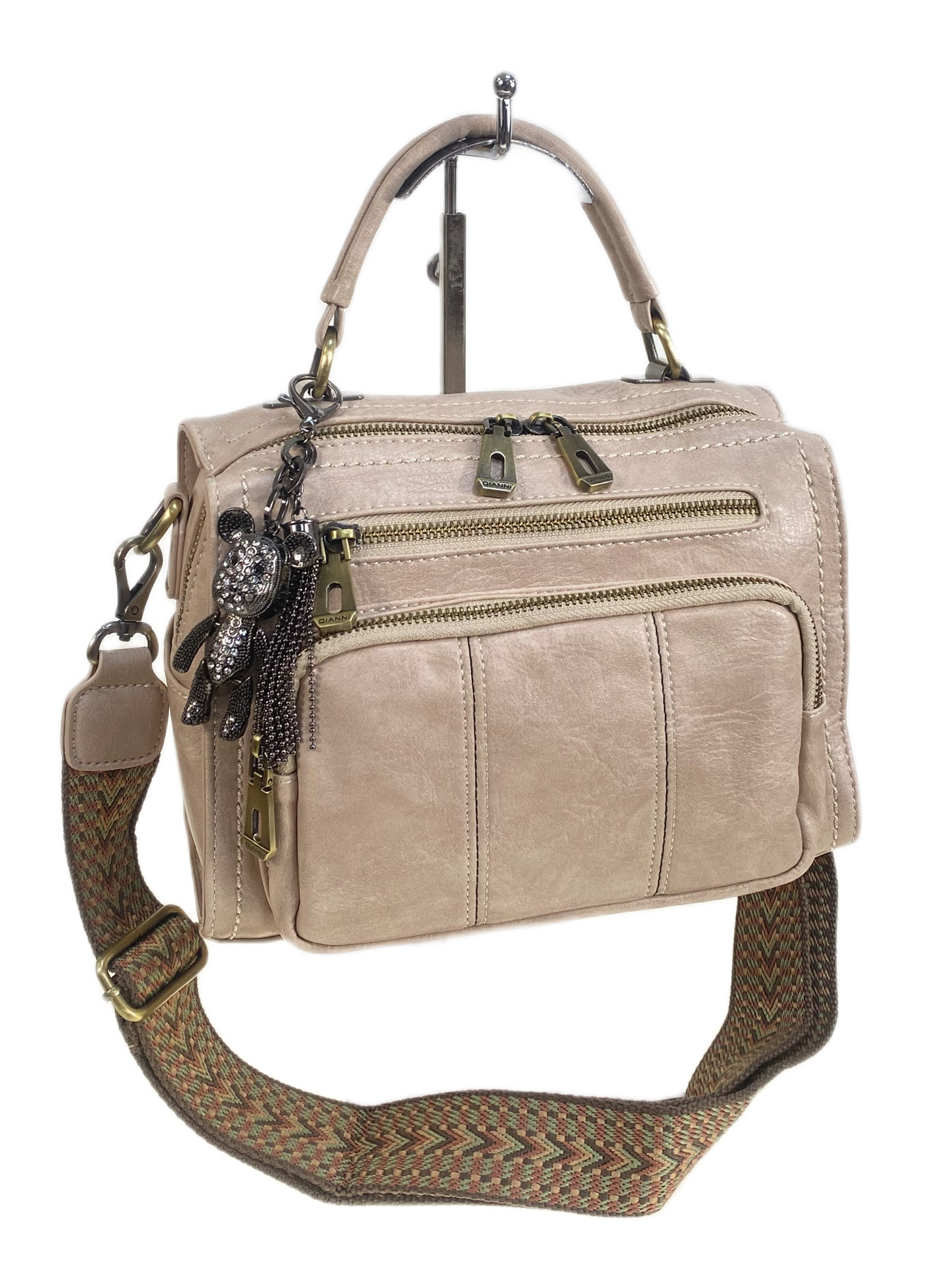 На фото 1 - Женская сумка из искусственной кожи, цвет бежевый