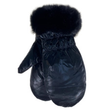 На фото 1 - Зимние женские варежки с подкладом из искусственного меха, цвет черный