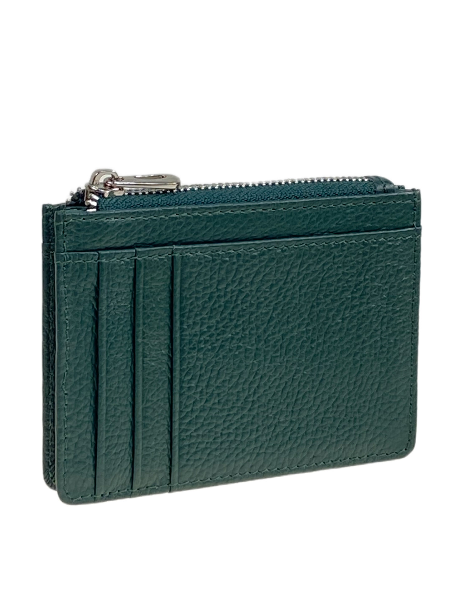 На фото 1 - Картхолдер женский из натуральной кожи для пластиковых карт, цвет темно зеленый