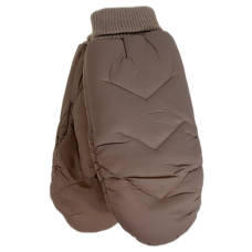 На фото 1 - Зимние женские варежки с подкладом из искусственного меха, цвет коричневый