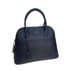 На фото 1 - Женская сумка из натуральной кожи, цвет черный На фото 1 - Женская сумка из натуральной кожи, цвет черный