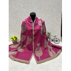 На фото 1 - Мягкий палантин из кашемира мультицвет