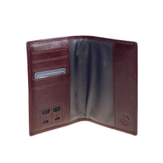 На фото 2 - Обложка для паспорта из натуральной кожи, цвет коричневый На фото 2 - Обложка для паспорта из натуральной кожи, цвет коричневый