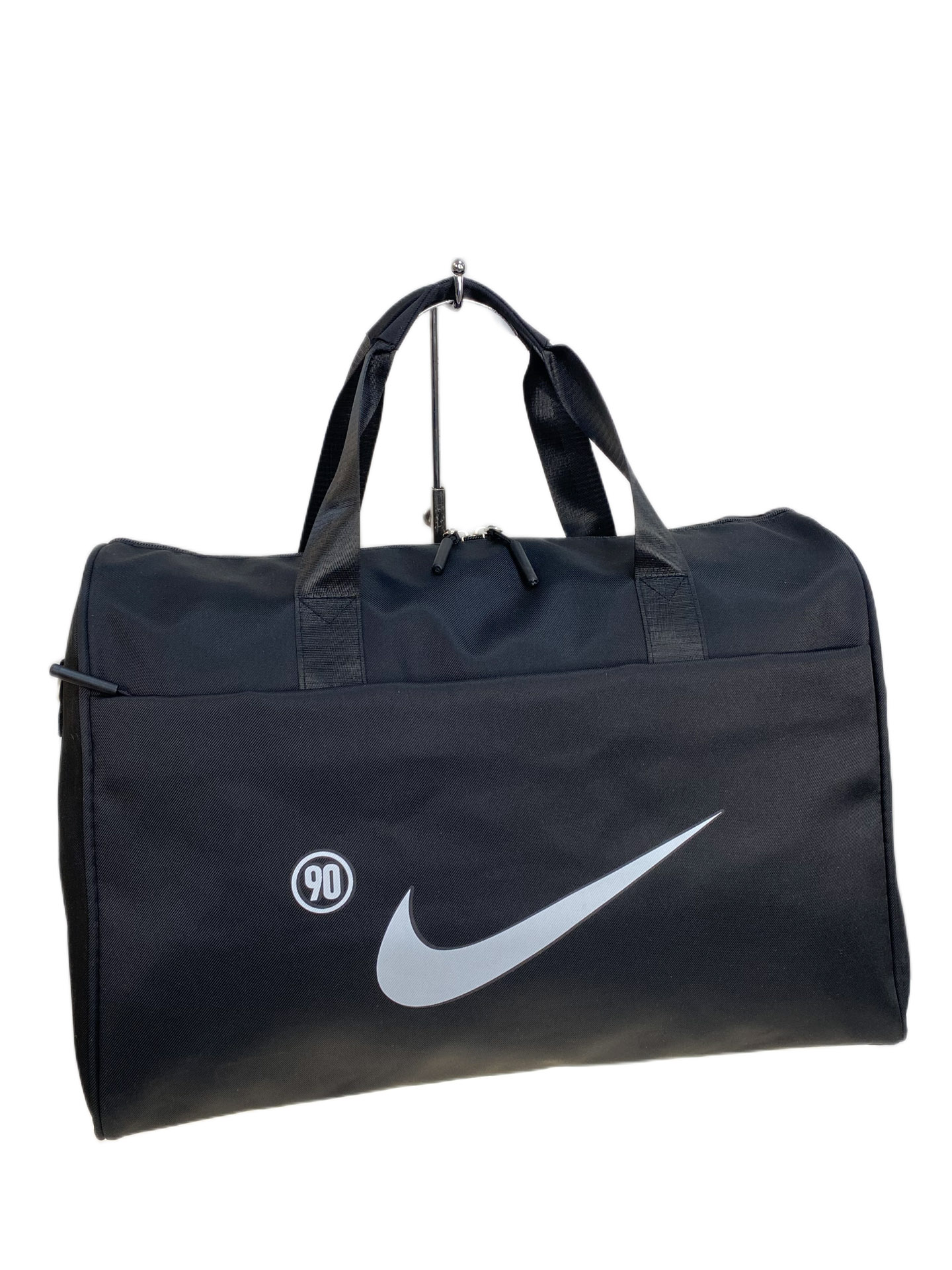 На фото 1 - Дорожная сумка из текстиля, цвет черный