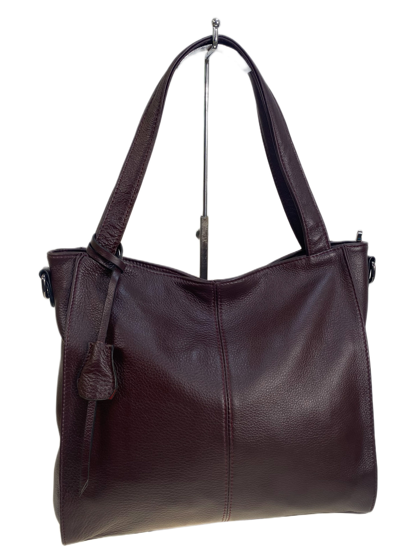 На фото 1 - Женская сумка из натуральной кожи, цвет бордовый