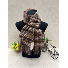 На фото 1 - Мягкий палантин из кашемира мультицвет