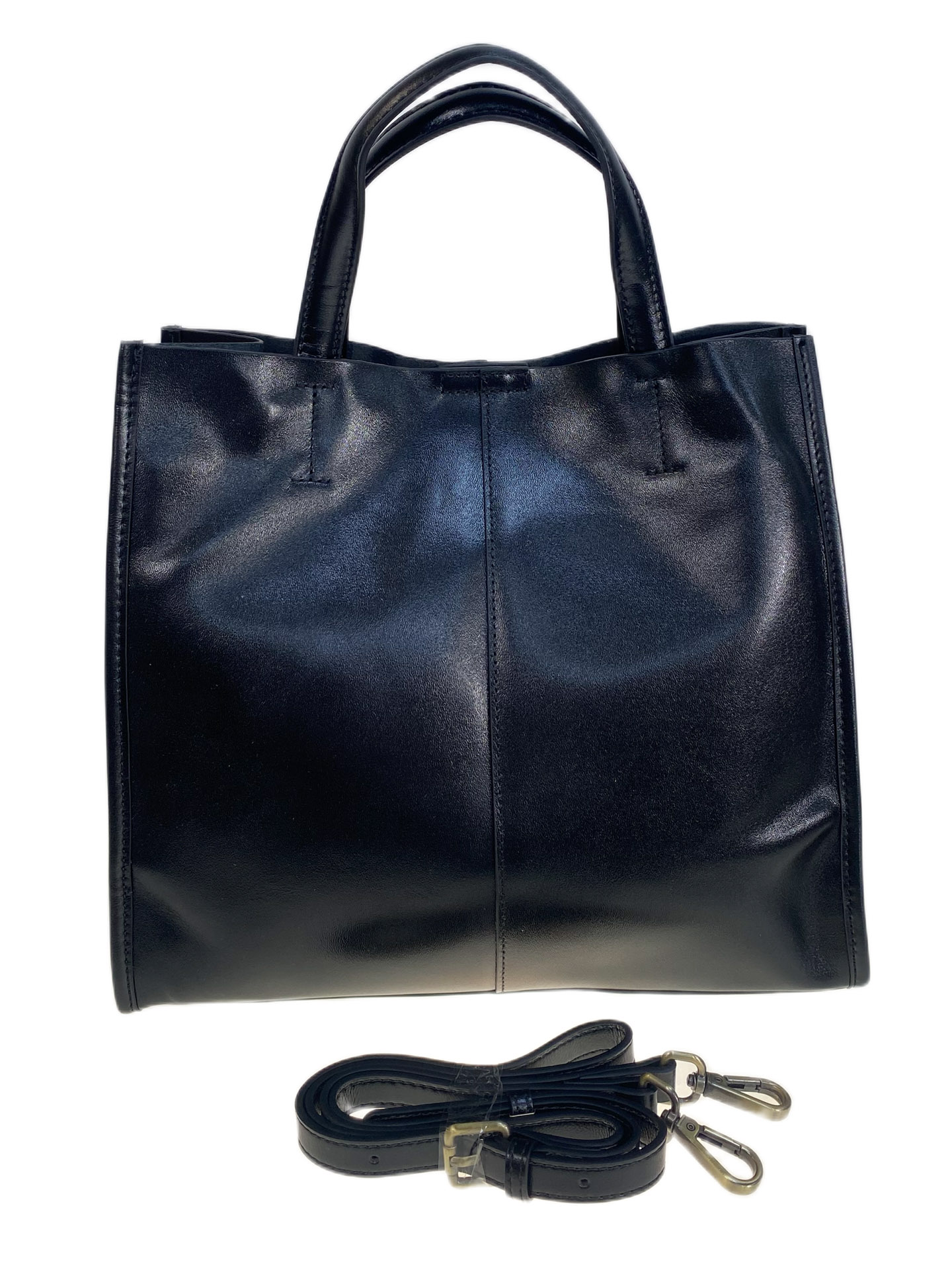 На фото 2 - Женская сумка из натуральной кожи, цвет черный