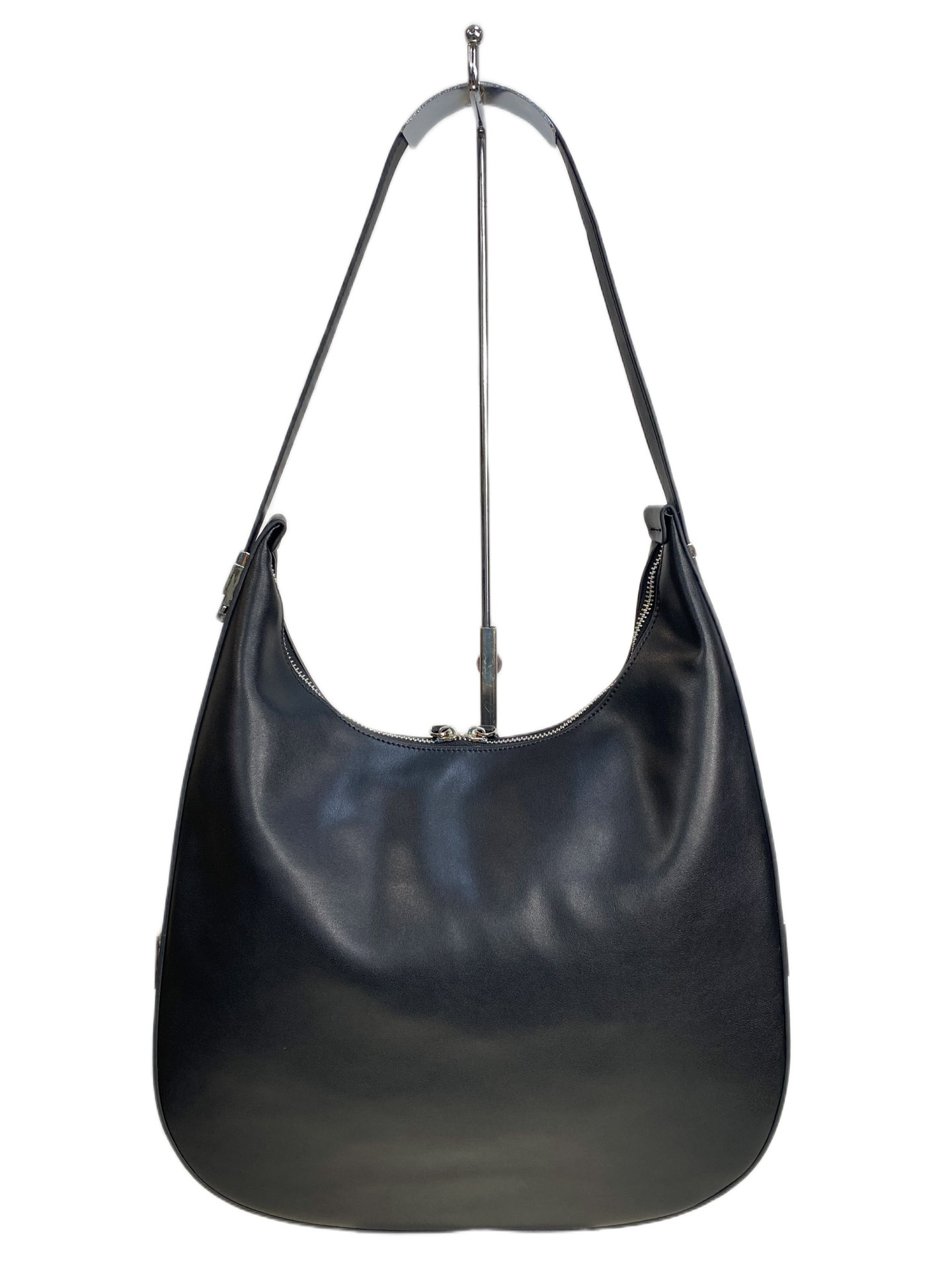 На фото 2 - Женская сумка из натуральной кожи, цвет  черный