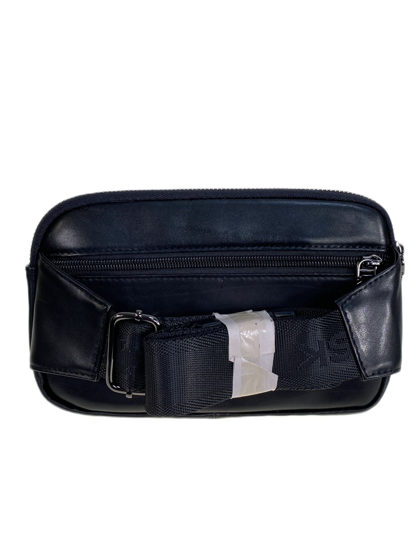 На фото 2 - Сумка мужская на пояс из натуральной кожи, цвет черный