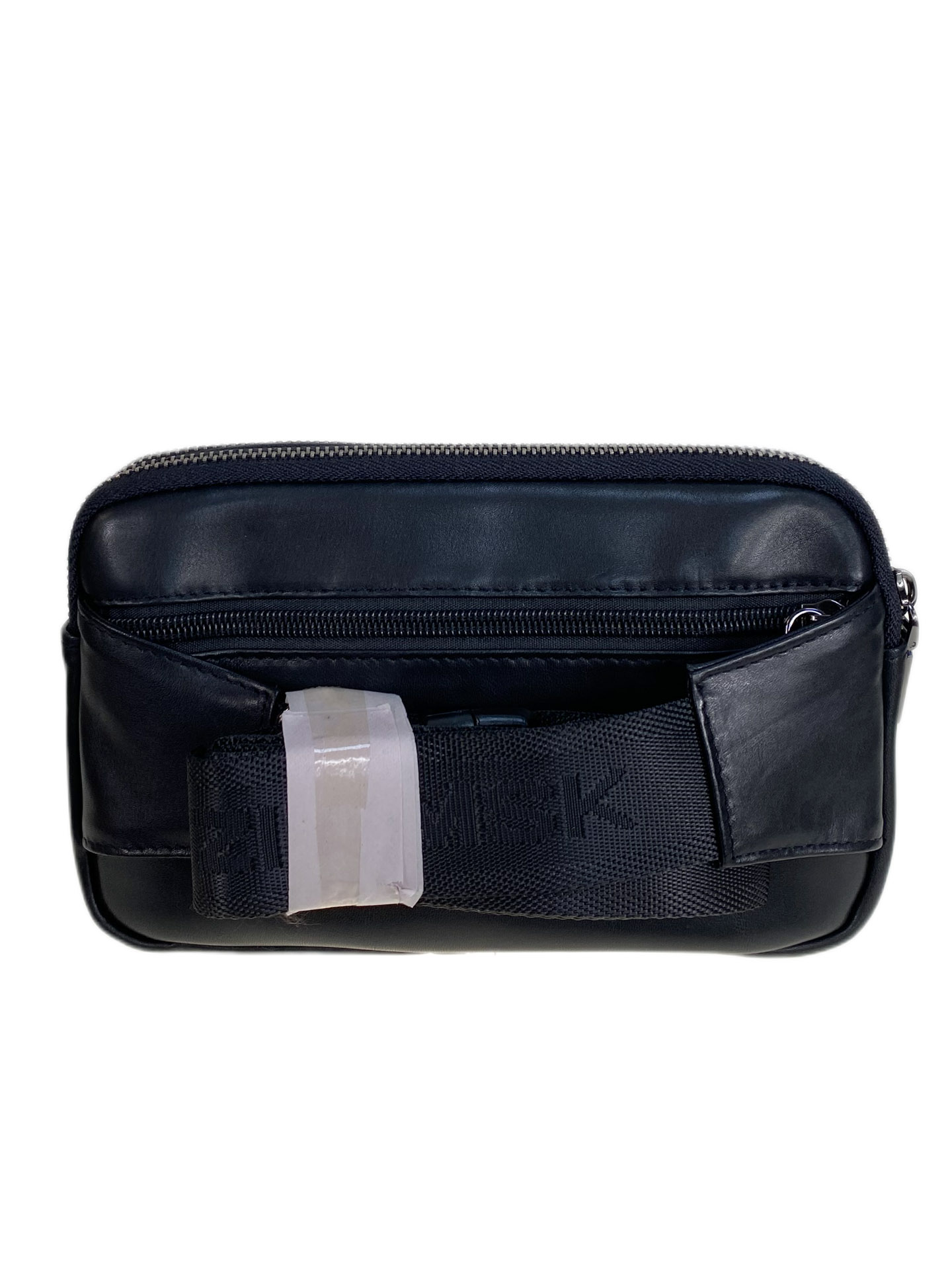 На фото 2 - Сумка мужская на пояс из натуральной кожи, цвет черный