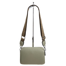 На фото 2 - Женская сумка из искусственной кожи, цвет светло зеленый