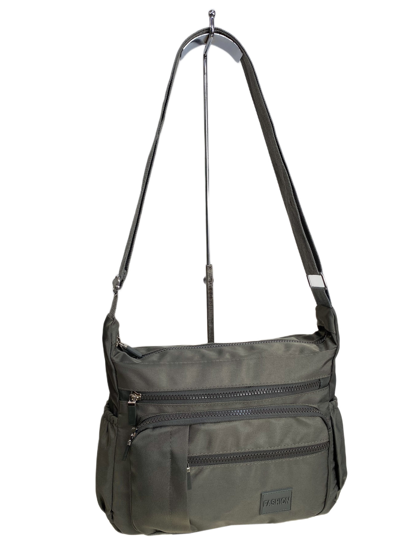 На фото 1 - Женская cумка из текстиля, цвет хаки