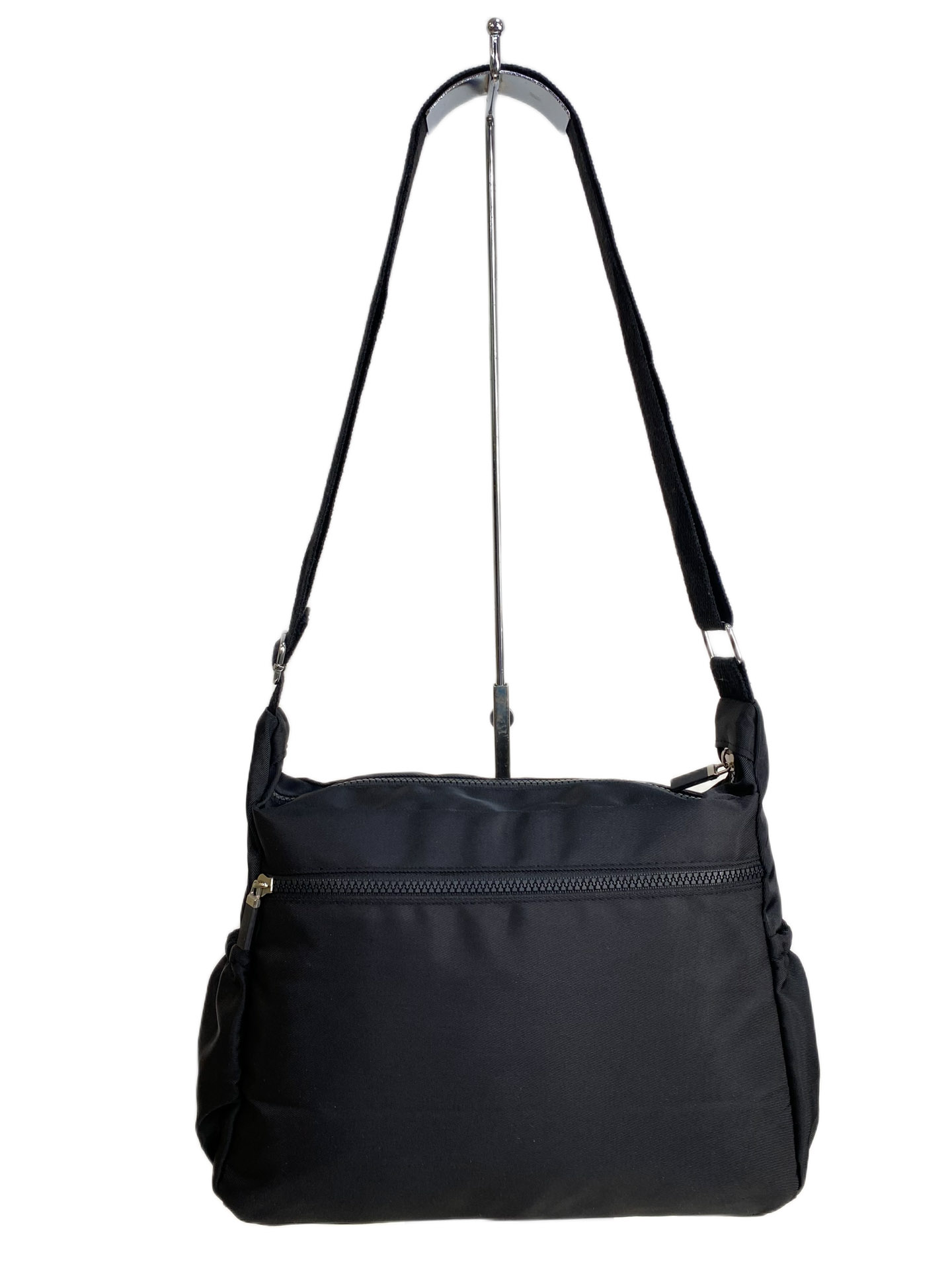 На фото 2 - Женская cумка из текстиля, цвет черный