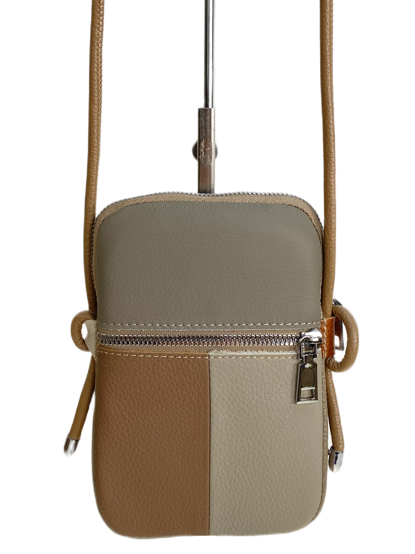 На фото 2 - Женская сумка из натуральной кожи, цвет  мультицвет