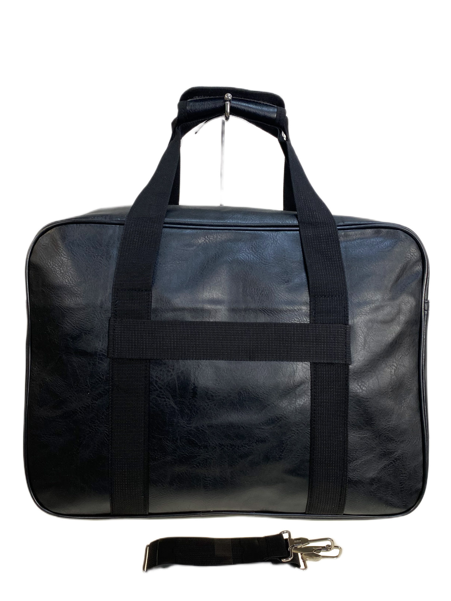 На фото 2 - Дорожная сумка из искусственной кожи, цвет черный