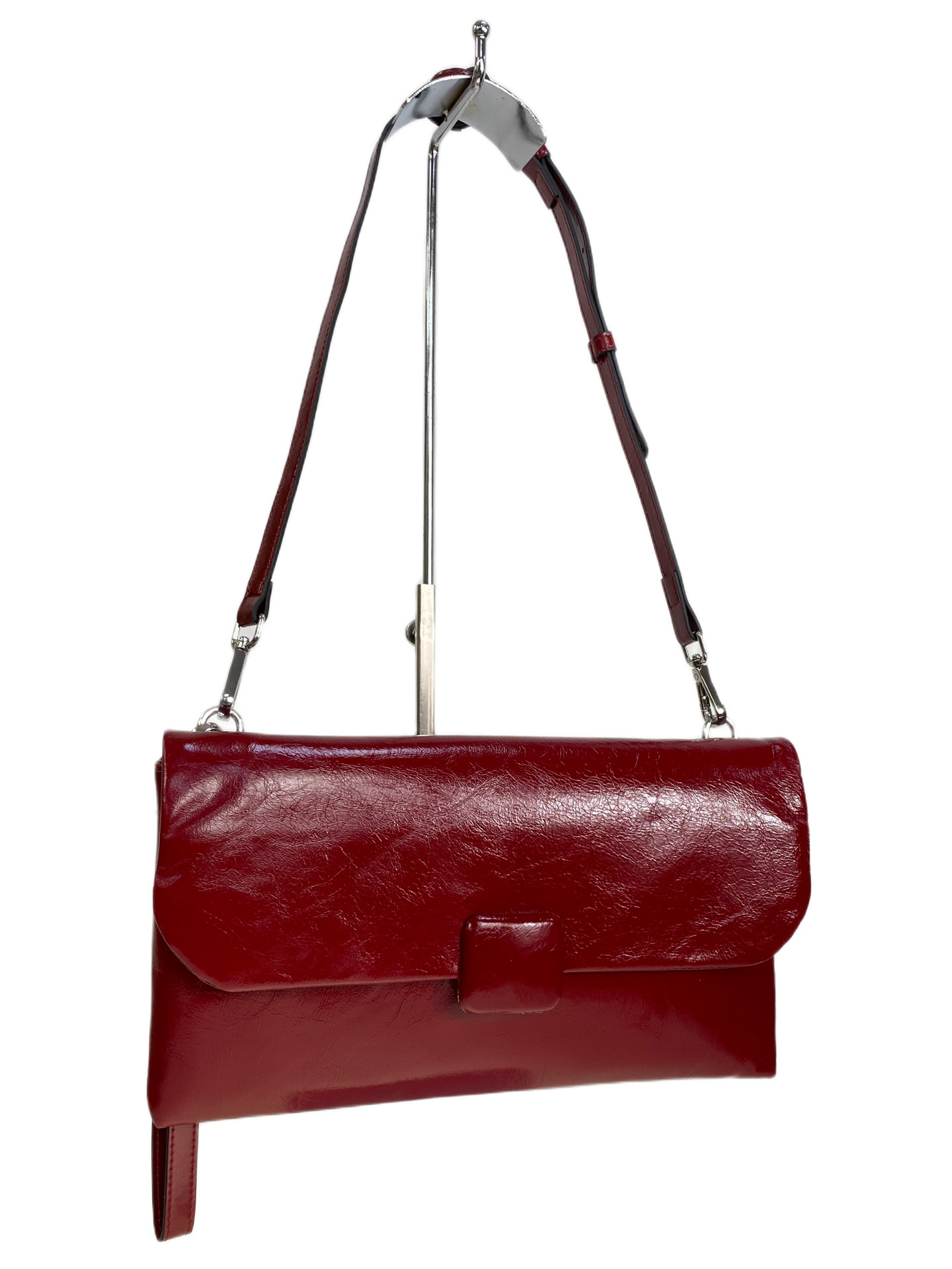 На фото 1 - Женская сумка из натуральной кожи, цвет  бордовый