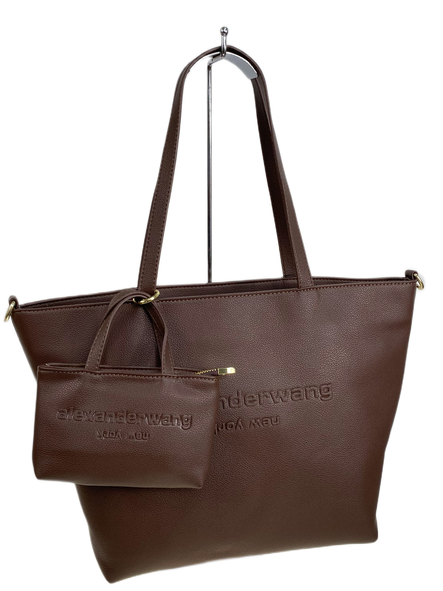 На фото 1 - Женская сумка из искусственной кожи, цвет шоколад