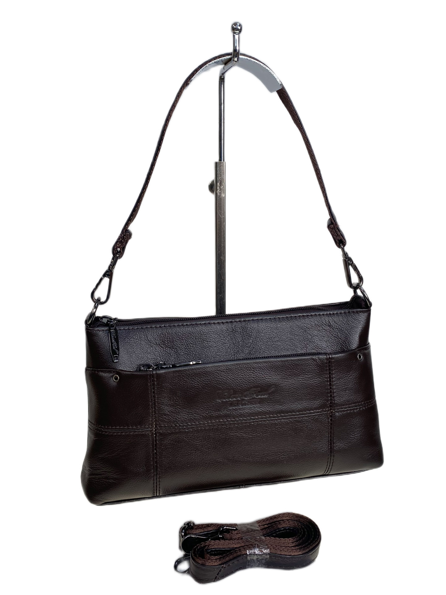 На фото 1 - Женская сумка из натуральной кожи, цвет  шоколад