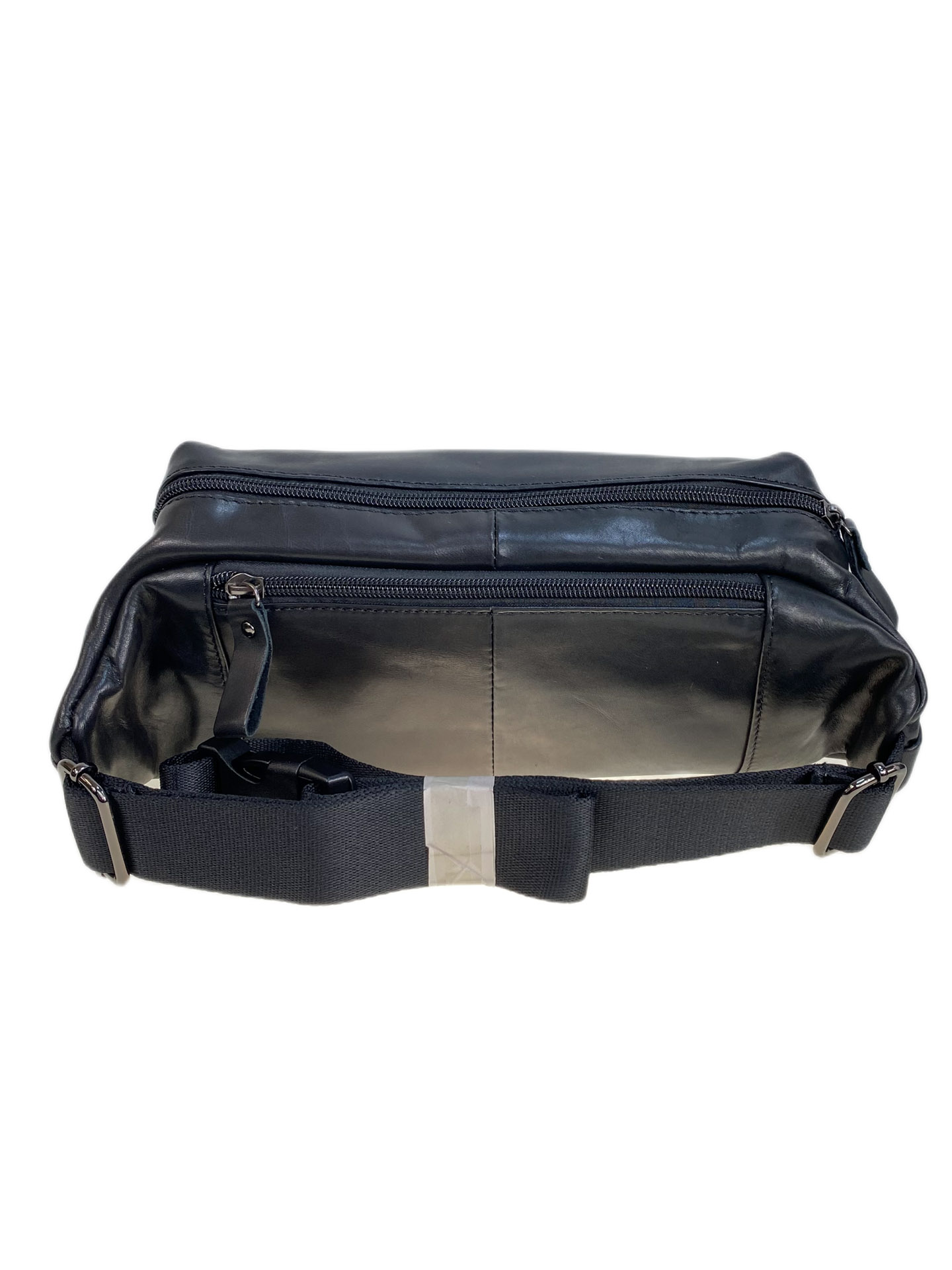 На фото 2 - Сумка мужская на пояс из натуральной кожи, цвет черный