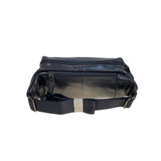 На фото 2 - Сумка мужская на пояс из натуральной кожи, цвет черный