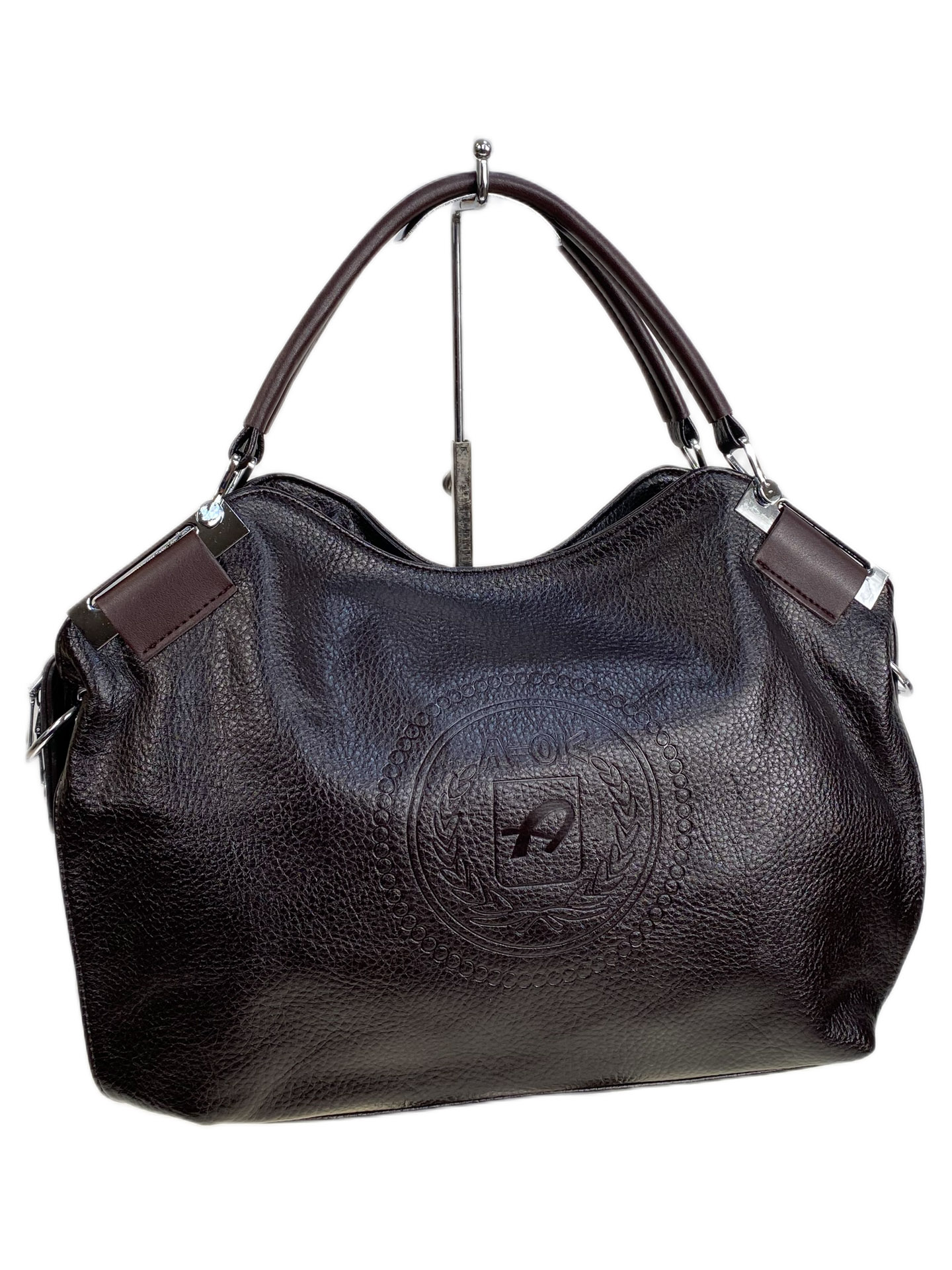 На фото 1 - Женская сумка из искусственной кожи, цвет тёмный шоколад