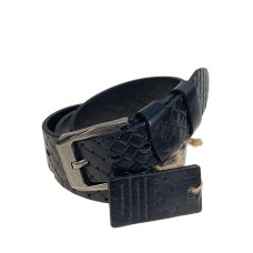 На фото 1 - Ремень мужской из натуральной кожи, цвет черный