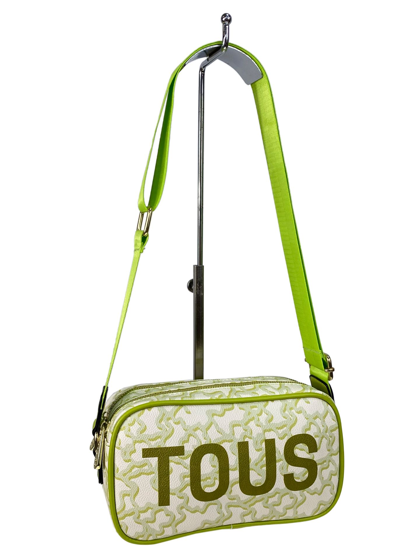 На фото 1 - Женская сумка из искусственной кожи мультицвет