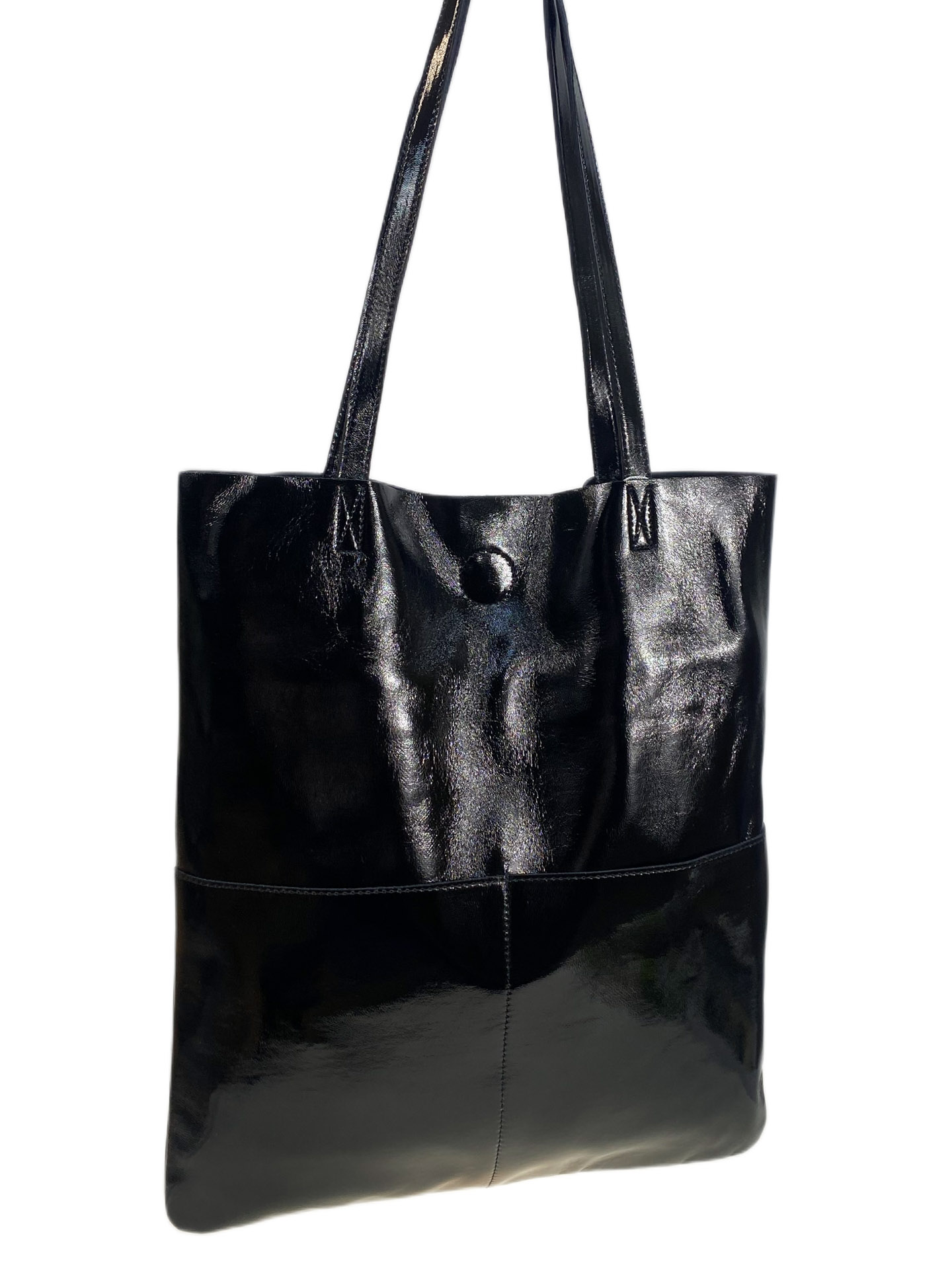 На фото 1 - Женская сумка из натуральной кожи, цвет черный