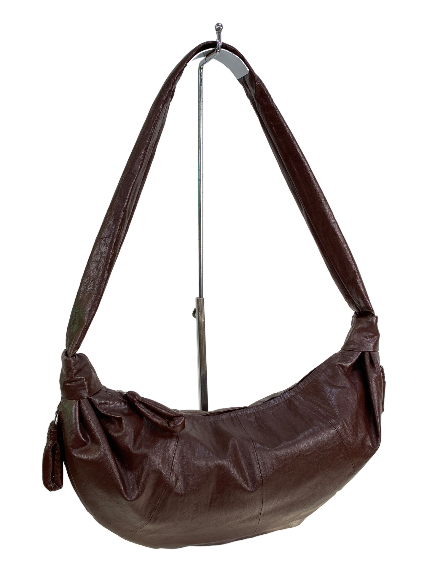 На фото 1 - Женская сумка из искусственной кожи, цвет бордовый