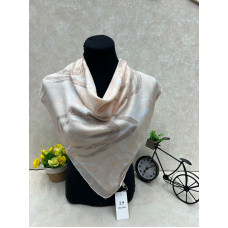 На фото 1 - Платок из хлопка мультицвет На фото 1 - Платок из хлопка мультицвет