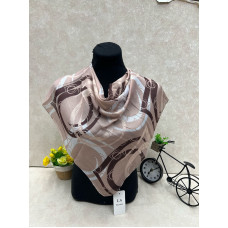 На фото 1 - Платок из хлопка мультицвет На фото 1 - Платок из хлопка мультицвет