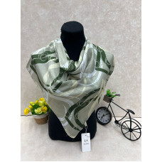 На фото 1 - Платок из хлопка мультицвет На фото 1 - Платок из хлопка мультицвет