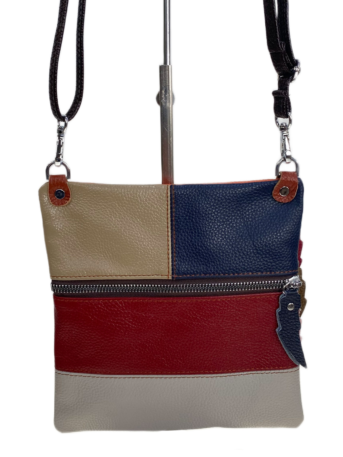 На фото 2 - Женская сумка из натуральной кожи мультицвет