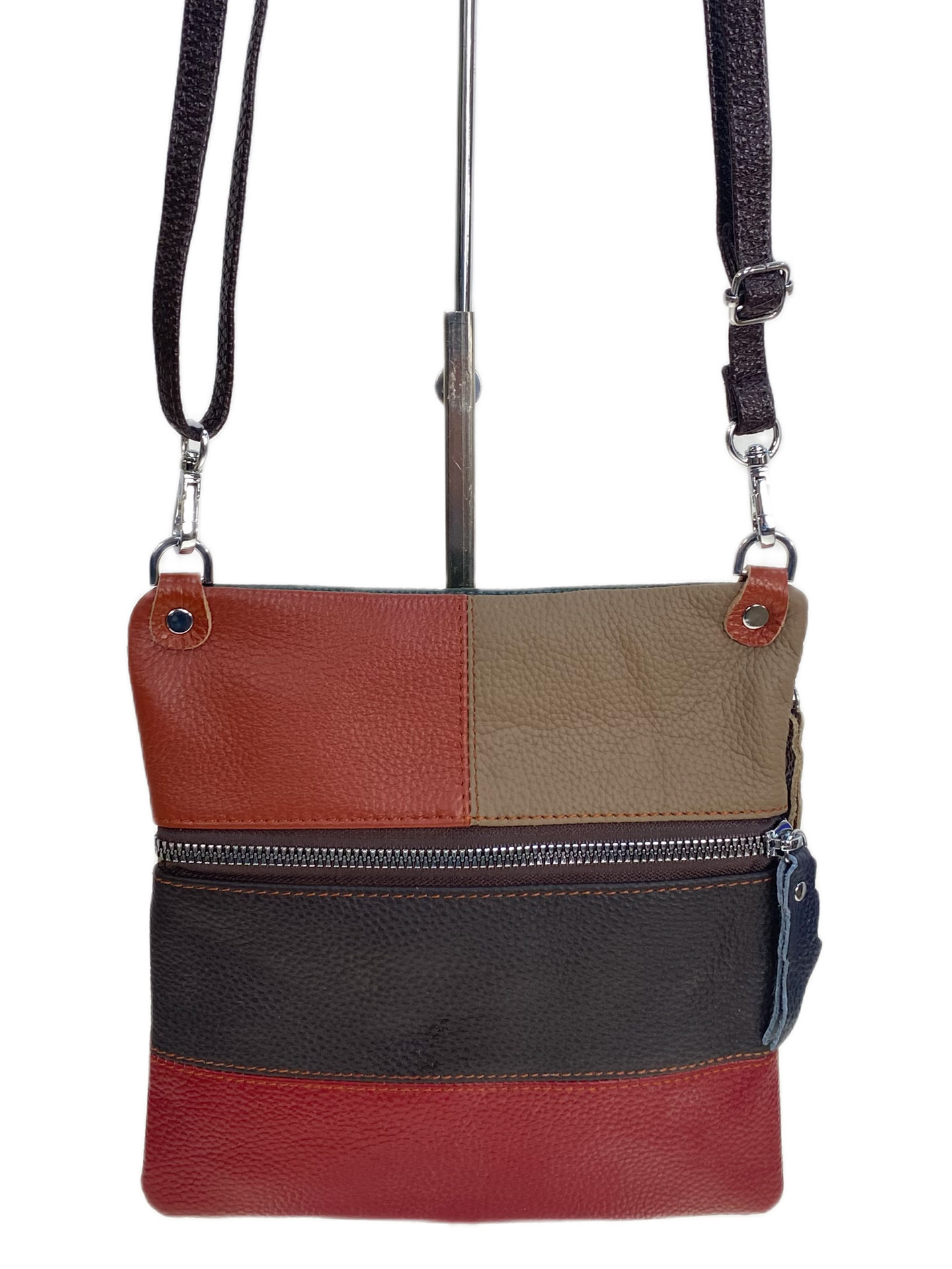 На фото 2 - Женская сумка из натуральной кожи мультицвет